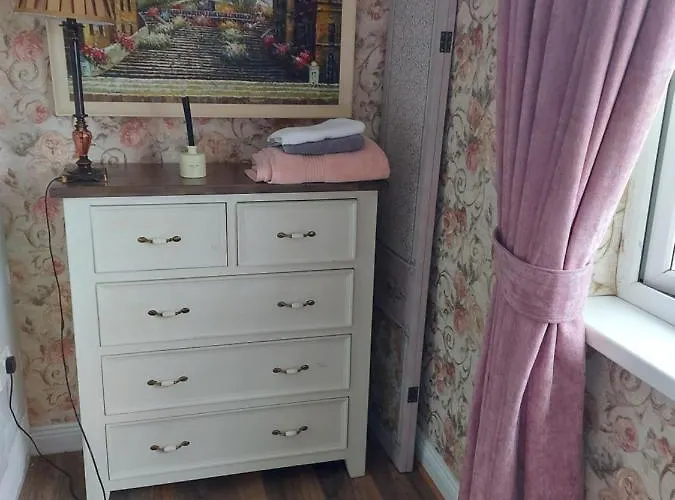 Luglass House Blueball